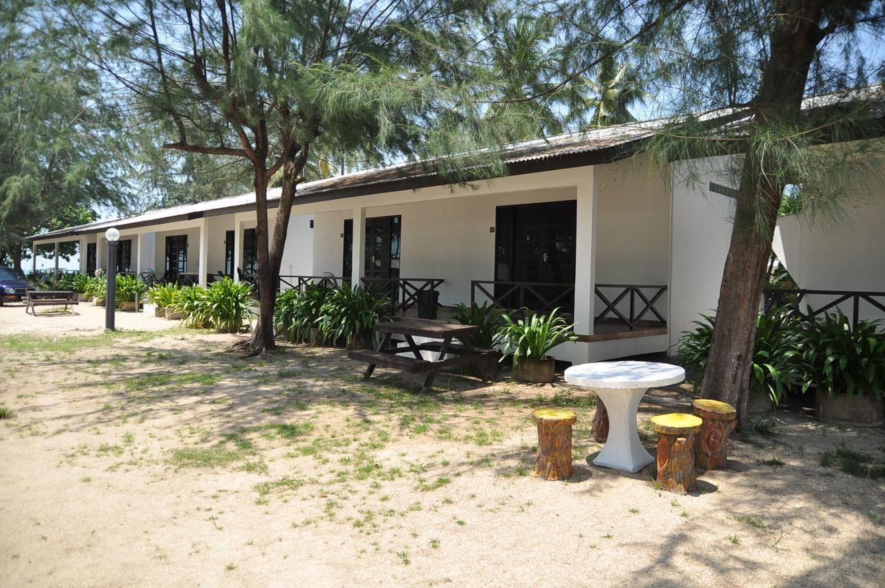 Bayu Melawi Chalet Hotel Bachok Exterior photo